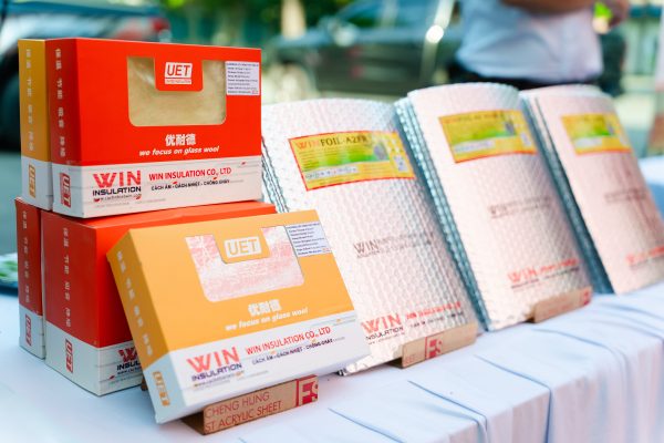 Sản phẩm cách nhiệt win trưng bày tại tọa đàm